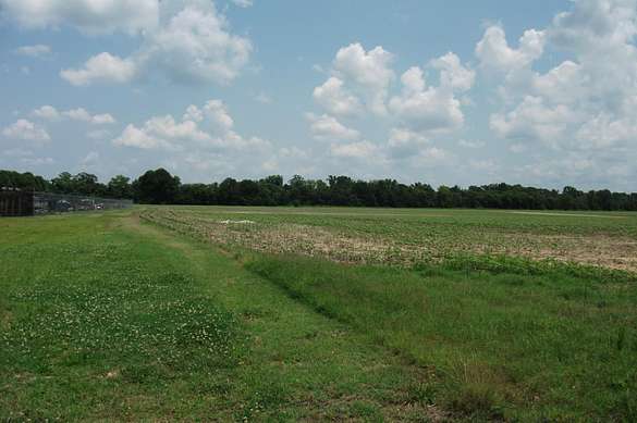 10 Acres of Commercial Land for Sale in Gallaway, Tennessee