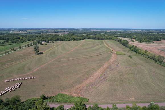 98.07 Acres of Agricultural Land for Sale in Easton, Missouri