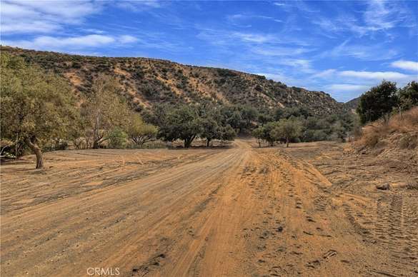 50 Acres of Agricultural Land for Sale in Chatsworth, California