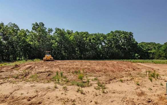 2.6 Acres of Land for Sale in Weatherford, Texas