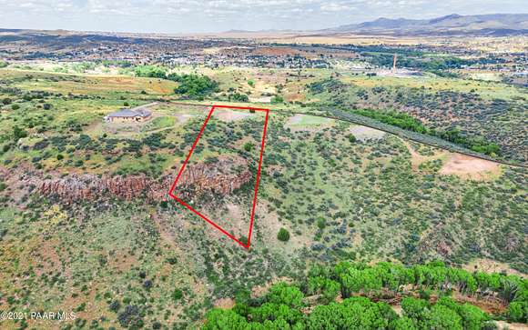 3.3 Acres of Residential Land for Sale in Dewey-Humboldt, Arizona