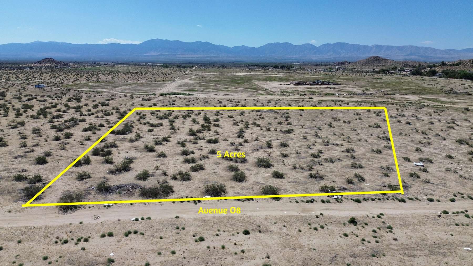 5.2 Acres of Land for Sale in Palmdale, California