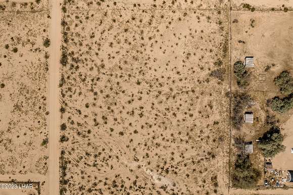 2.5 Acres of Mixed-Use Land for Sale in Yucca, Arizona