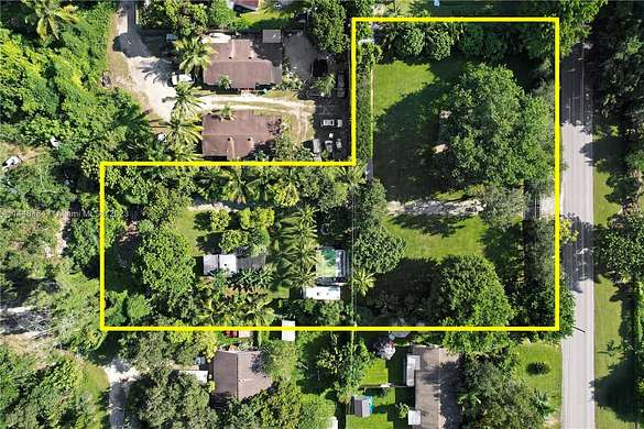 0.91 Acres of Residential Land for Sale in Princeton, Florida