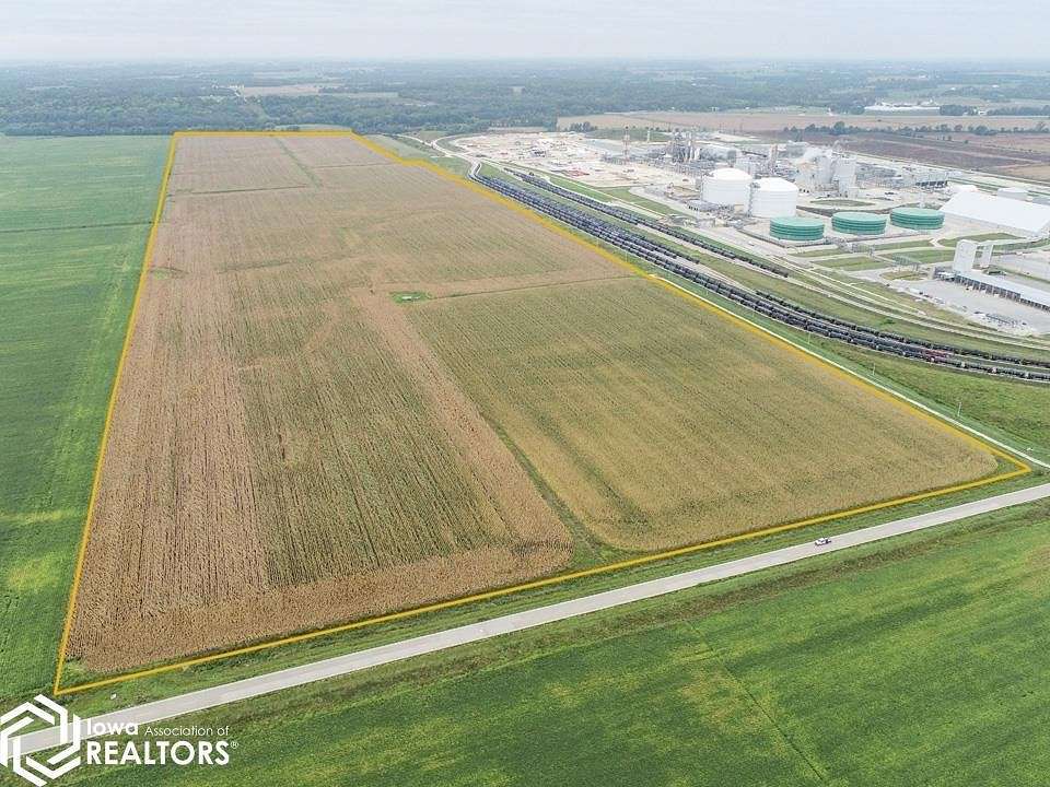 172 Acres of Agricultural Land for Sale in Wever, Iowa