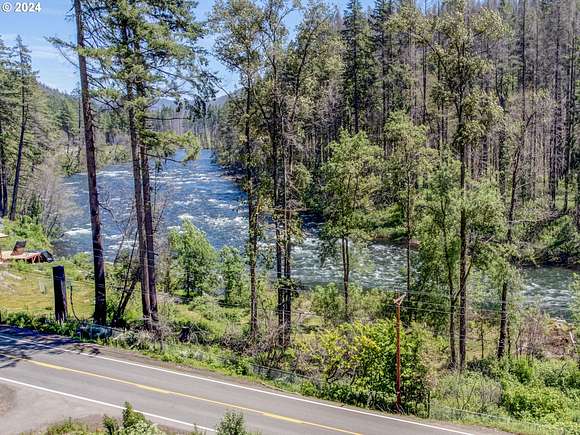 0.65 Acres of Residential Land for Sale in Vida, Oregon