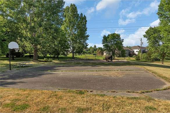 0.37 Acres of Residential Land for Sale in St. Cloud, Minnesota