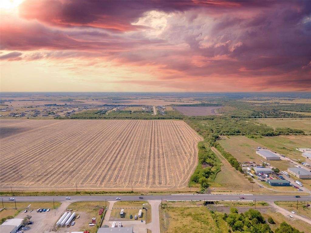 105 Acres of Land for Sale in Royse City, Texas