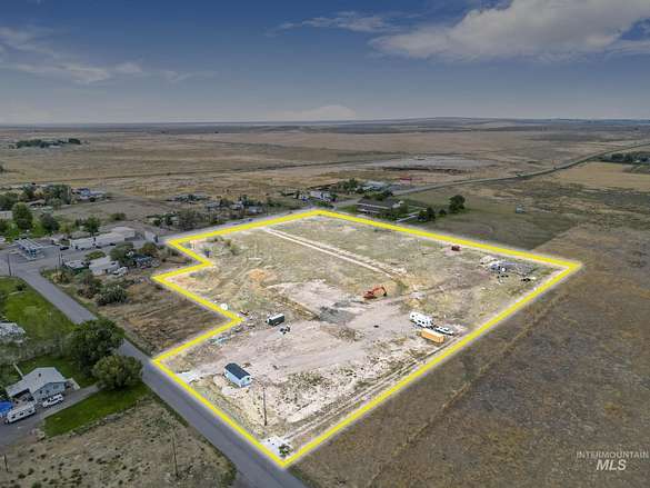 7.8 Acres of Residential Land for Sale in Twin Falls, Idaho