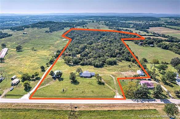43 Acres of Agricultural Land with Home for Sale in Berryville, Arkansas