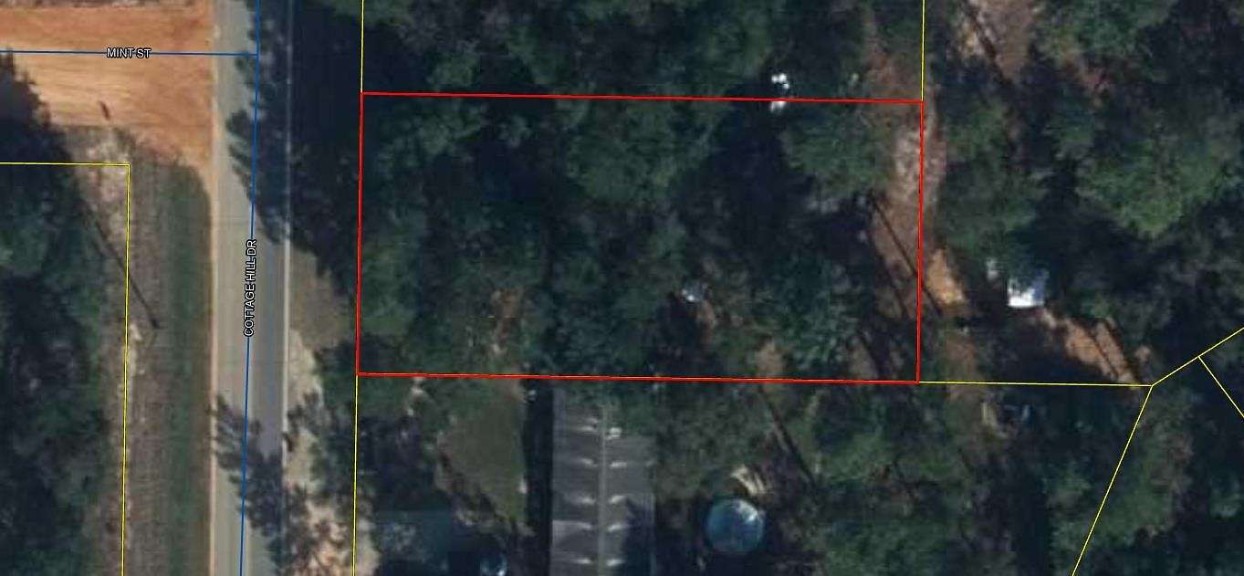 0.39 Acres of Residential Land for Sale in DeFuniak Springs, Florida