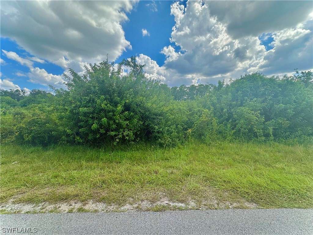 0.339 Acres of Residential Land for Sale in Lehigh Acres, Florida
