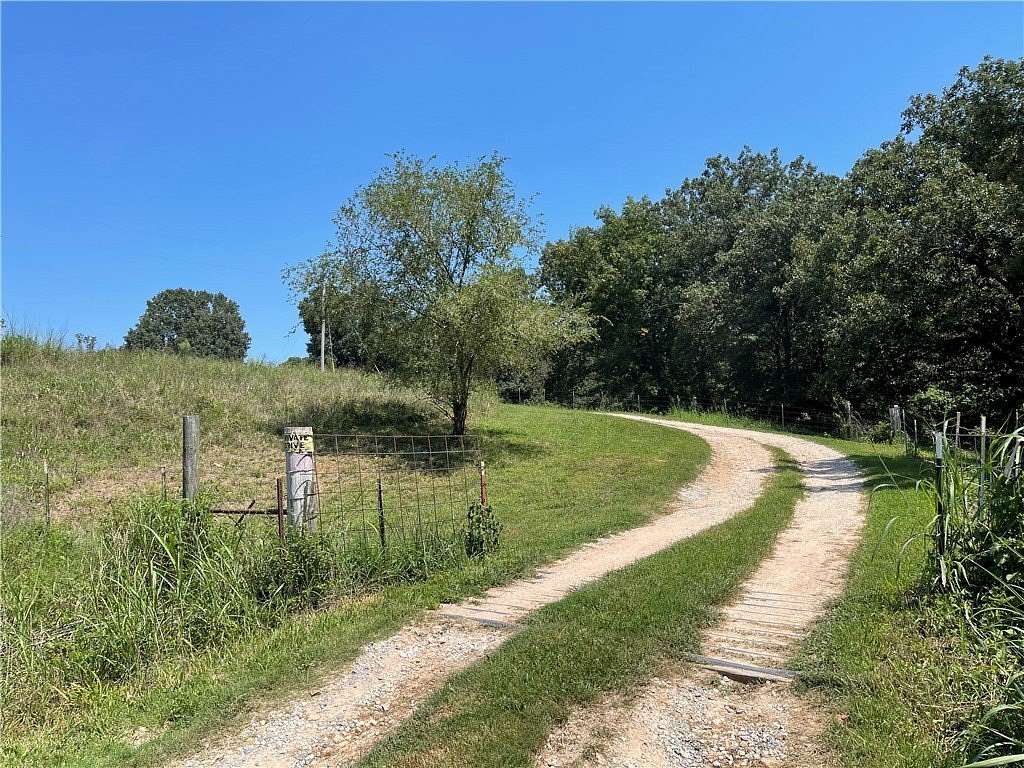 8.6 Acres of Residential Land for Sale in Siloam Springs, Arkansas