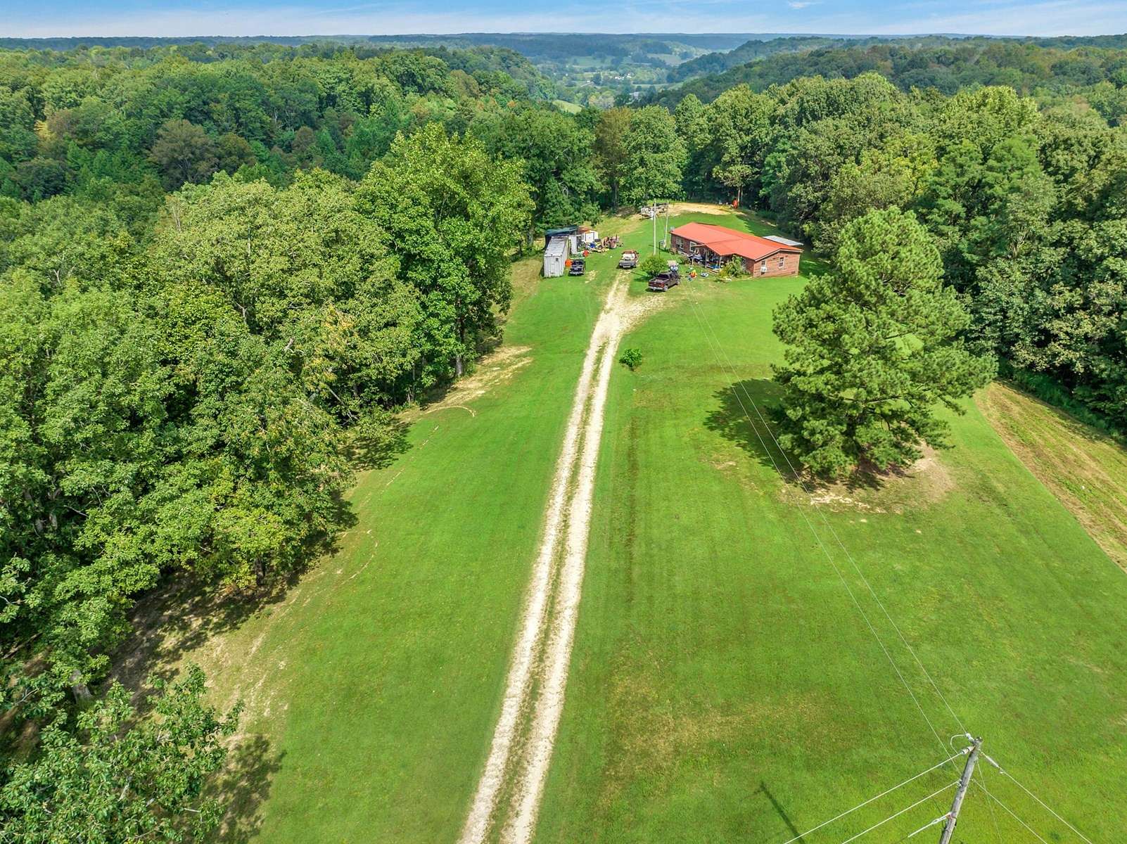 23.6 Acres of Improved Agricultural Land for Sale in Hampshire, Tennessee