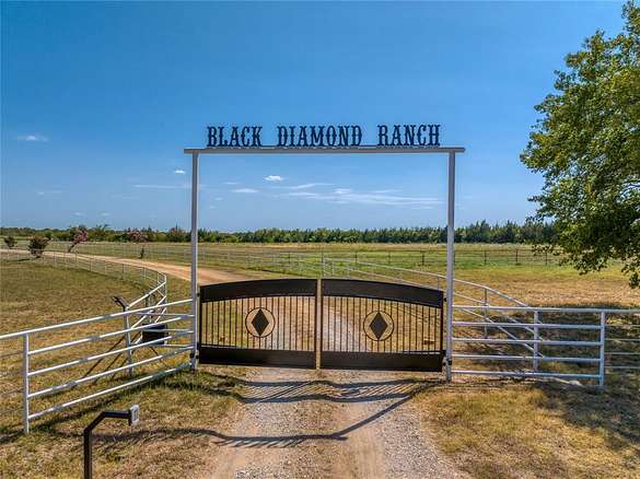 3.5 Acres of Land for Sale in Pottsboro, Texas