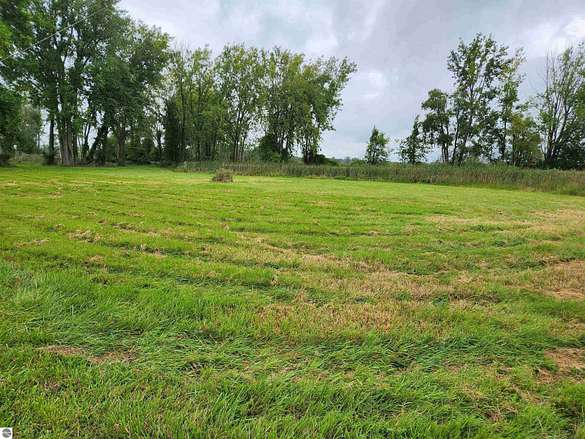 1.4 Acres of Residential Land for Sale in Au Gres, Michigan