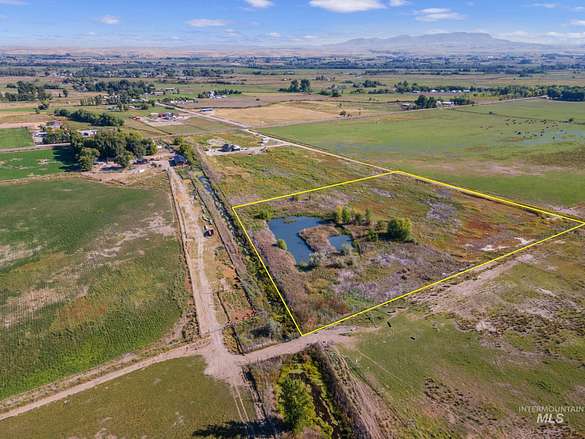 5 Acres of Residential Land for Sale in Emmett, Idaho