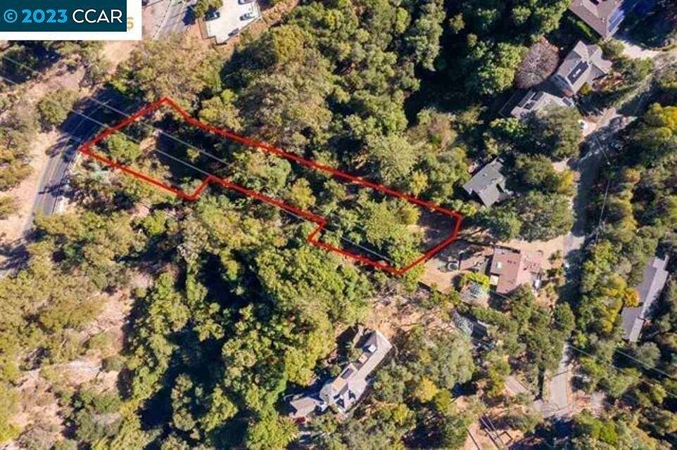 0.68 Acres of Land for Sale in Oakland, California