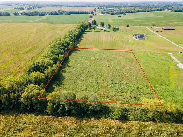 3.7 Acres of Land for Sale in Hughesville Township, Missouri