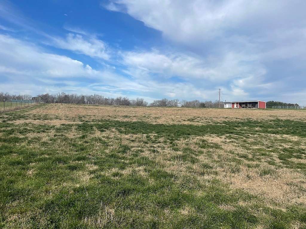 5 Acres of Land for Sale in Chappell Hill, Texas