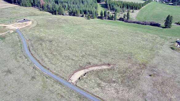 8 Acres of Agricultural Land for Sale in Deary, Idaho