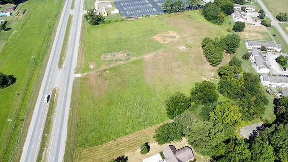 10.4 Acres of Land for Sale in Tuscumbia, Alabama