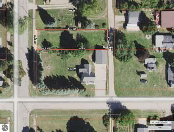 0.15 Acres of Residential Land for Sale in Cadillac, Michigan
