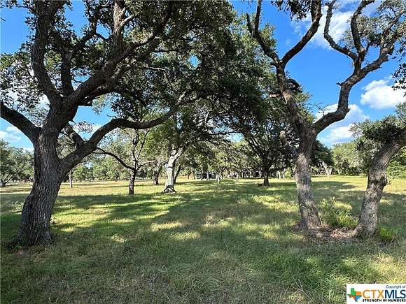 5.637 Acres of Residential Land for Sale in Yoakum, Texas