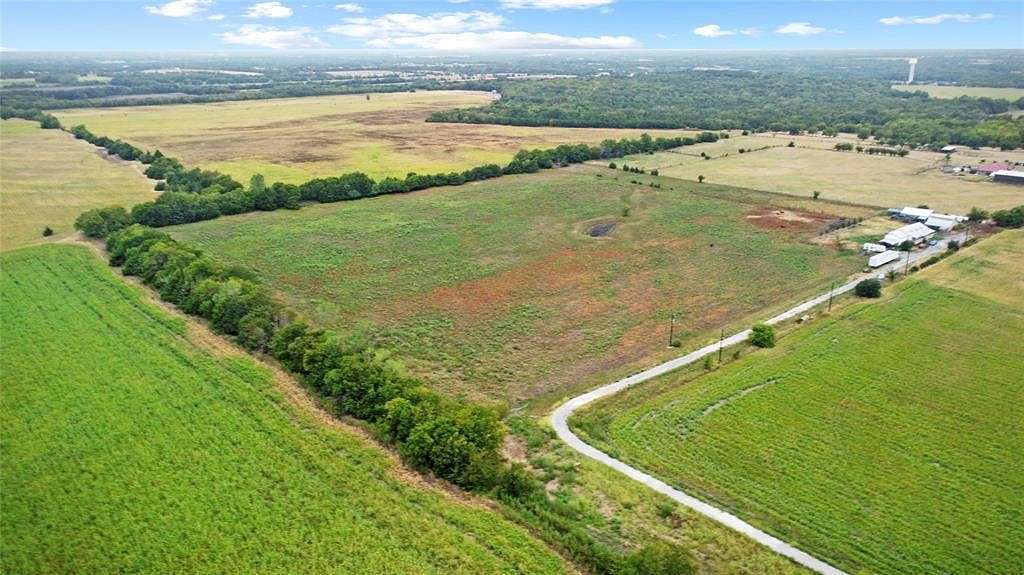 12 Acres of Land for Sale in Van Alstyne, Texas