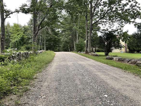 0.98 Acres of Residential Land for Sale in Damariscotta, Maine