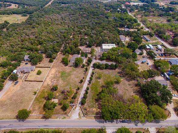 15.532 Acres of Land with Home for Sale in Mansfield, Texas