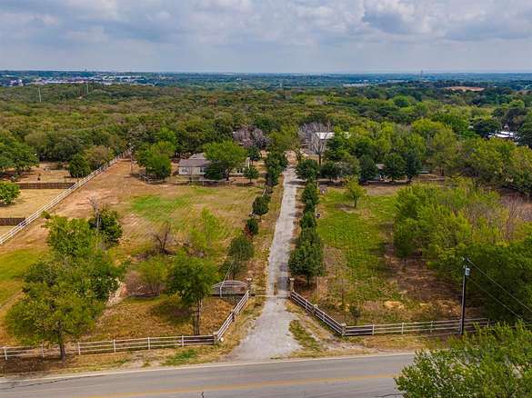 15.5 Acres of Land with Home for Sale in Mansfield, Texas