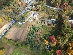 7 Acres of Residential Land with Home for Sale in Corbin, Kentucky