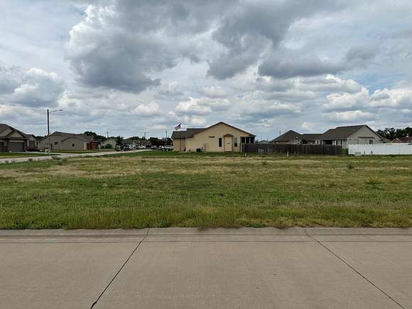 Land for Sale in South Hutchinson, Kansas