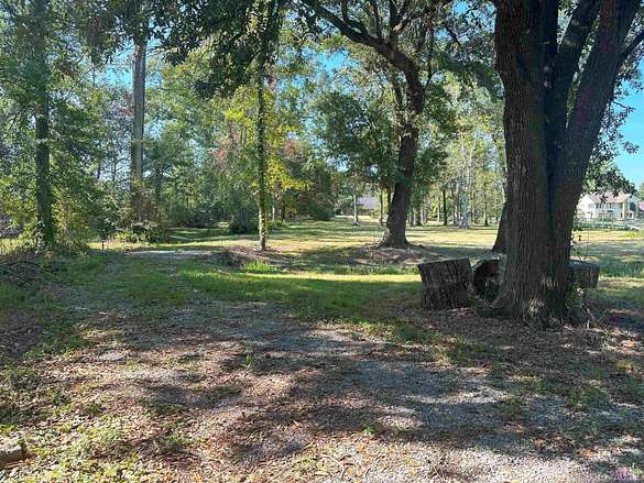 4.45 Acres of Commercial Land for Sale in Baton Rouge, Louisiana