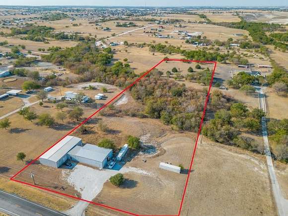 7 Acres of Mixed-Use Land for Sale in Decatur, Texas