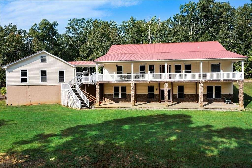 20.7 Acres of Land with Home for Sale in Rome, Georgia