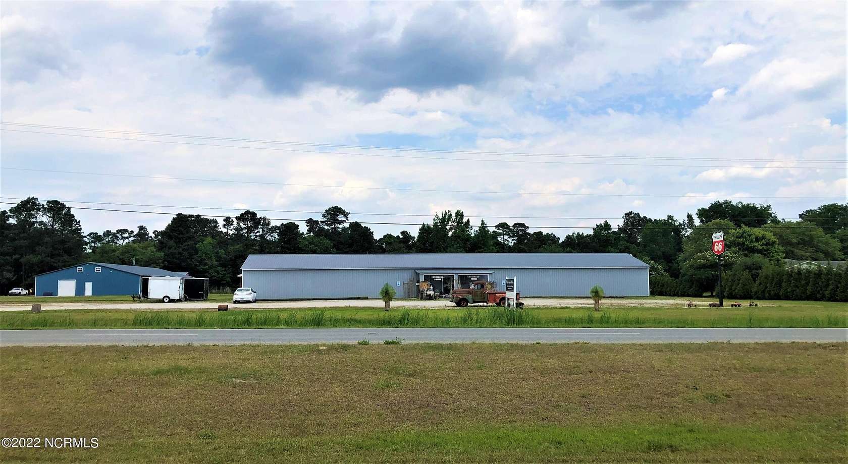 4.3 Acres of Improved Mixed-Use Land for Sale in Beulaville, North Carolina