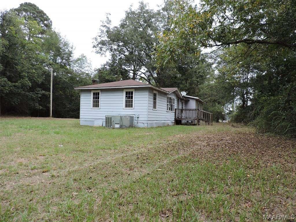 2 Acres of Residential Land with Home for Sale in Rutledge, Alabama