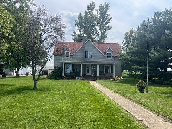 2.8 Acres of Land with Home for Sale in Atwood, Illinois