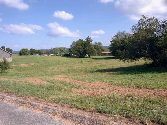 1.58 Acres of Residential Land for Sale in La Follette, Tennessee