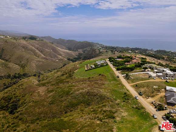 15.7 Acres of Land for Sale in Malibu, California