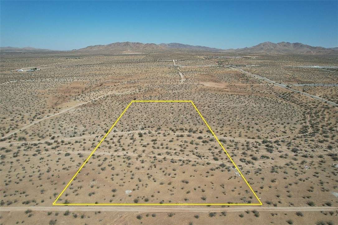 5 Acres of Commercial Land for Sale in Apple Valley, California