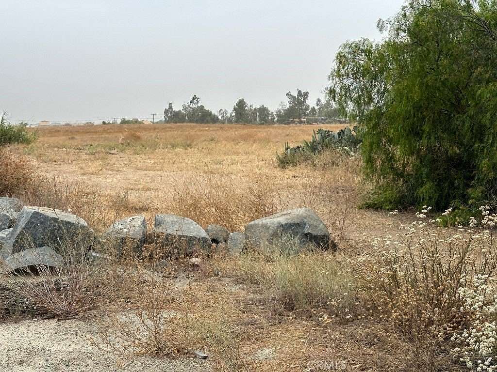 2.27 Acres of Improved Commercial Land for Sale in Wildomar, California