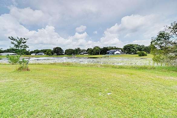 0.95 Acres of Residential Land for Sale in Inverness, Florida