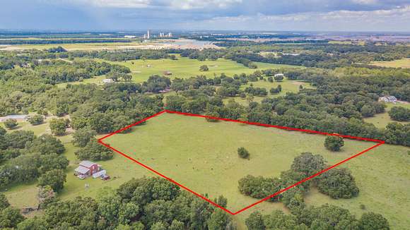 10 Acres of Residential Land for Sale in Sumterville, Florida