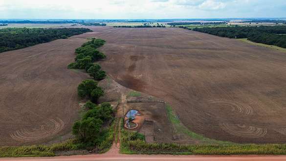 350 Acres of Agricultural Land for Sale in Dover, Oklahoma