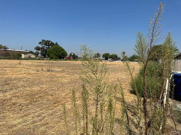 3.6 Acres of Residential Land for Sale in Hanford, California