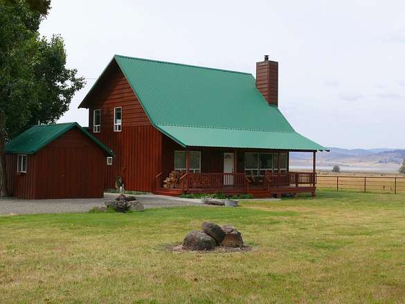 8,979 Acres of Land with Home for Sale in Lakeview, Oregon