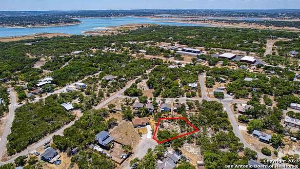0.25 Acres of Residential Land for Sale in Canyon Lake, Texas